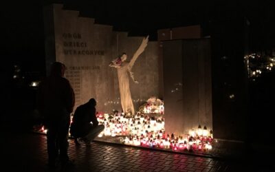 Wiara: Te Dzieci żyją w Bogu, o Grobach i Pogrzebach Dzieci Utraconych