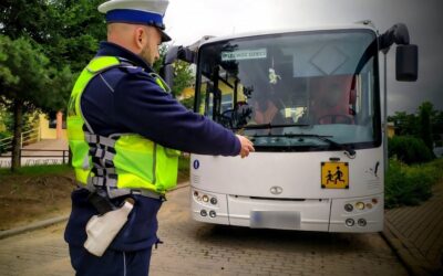 Łomża: Policja chce zadbać o bezpieczeństwo podczas wakacji. Będą kontrole autobusów