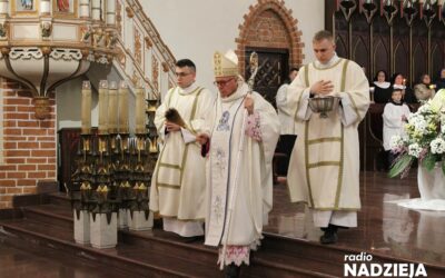 Łomża: Msza Św. w Katedrze w Dniu Życia Konsekrowanego