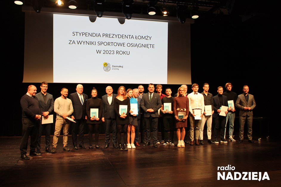 2024-02-06 Stypendia Prezydenta Łomży (57)
