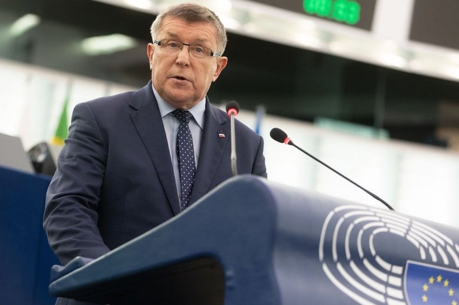 Zbigniew-Kuzmiuk-posel-do-Parlamentu-Europejskiego-2-Kopiowanie