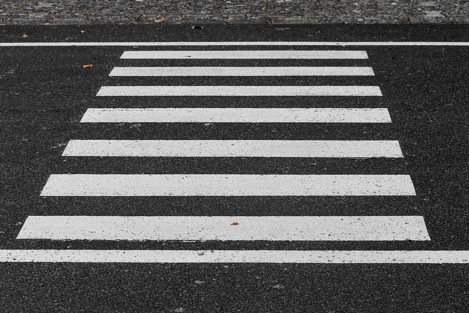 crosswalk-3712127_1920-Kopiowanie