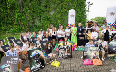 Podlaskie: ,,W Podlaskiem jeżdżę w kasku” – akcja edukacyjna Urzędu Marszałkowskiego
