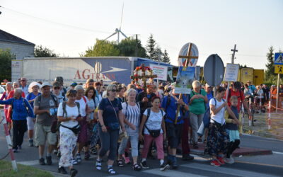 Wiara: Czwarty dzień 40. PPŁ na Jasną Górę