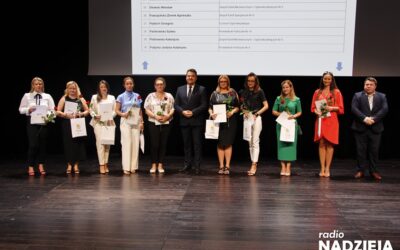 Łomża: Łomżyńskie placówki oświatowe z nowymi nauczycielami mianowanymi