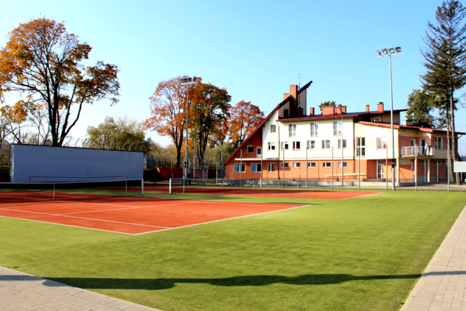 Łomża: Modernizacja bieżni lekkoatletycznej. MOSiR chce organizować krajowe mityngi