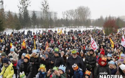 Wiara: Orszak Trzech Króli przeszedł ulicami Łomży