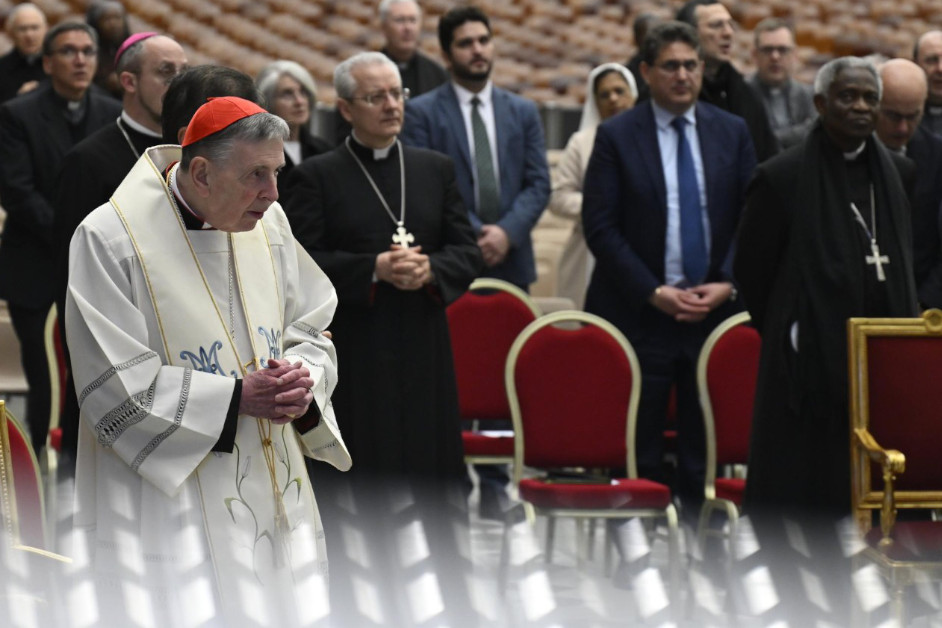 2025-03-12 Modlitwa za papieża Franciszka prowadzona przez kard. Kurta Kocha