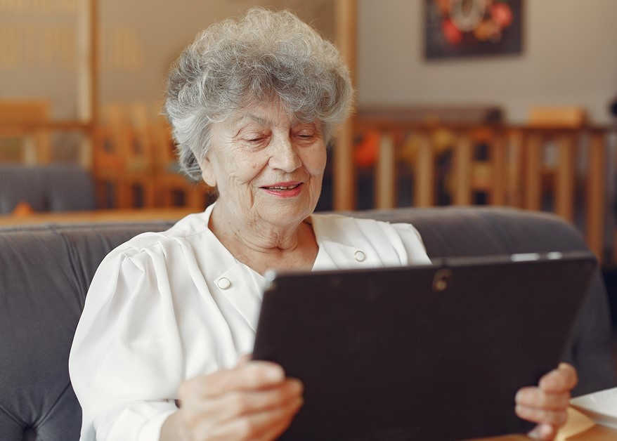 senior, seniorzy, renta wdowia, ZUS