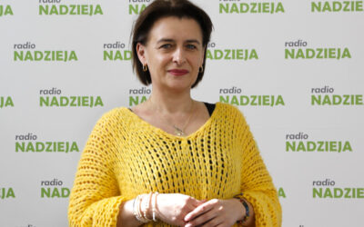 Odzyskaj Wolność: Świat medialny idealny – jak nie wpadać w kompleksy?