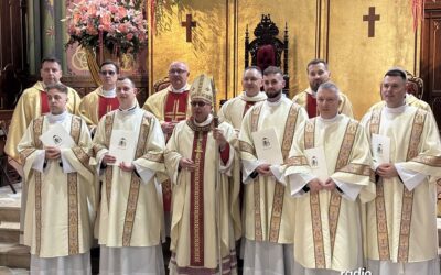 Wiara: Diecezja Łomżyńska wzbogaciła się o pięciu nowych diakonów