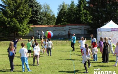 Łomża: Piknik z okazji Dnia Dziecka w Ogrodach Biskupich