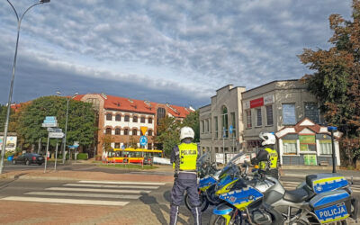 Łomża: Mundurowi na motocyklach dbają o bezpieczeństwo