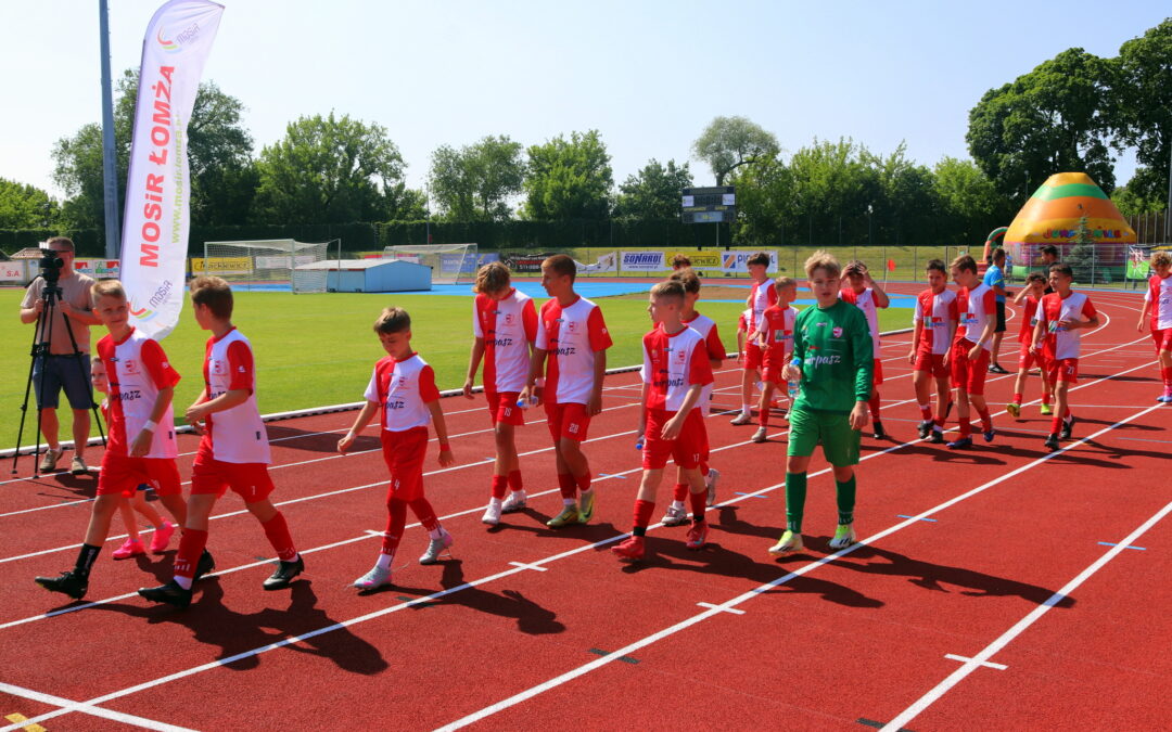 Łomża: Święto futbolu trwa. Łomża Cup rozpoczęte