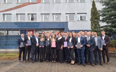 Łomża: Studenci MANS uczą się praktyki. „Nie mamy się czego wstydzić”