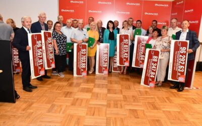 Mazowsze: Samorząd województwa wspiera meliorację oraz renowację miejsc pamięci