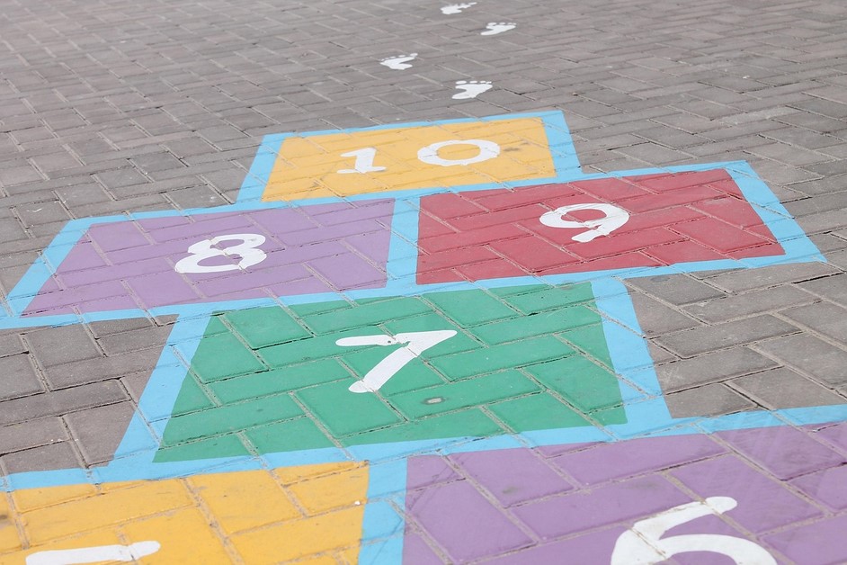 hopscotch-3878606_1280 (Kopiowanie)