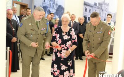 Łomża: Sala tradycji 18. Łomżyńskiego Pułku Logistycznego otwarta! Eksponaty czekają na zwiedzających