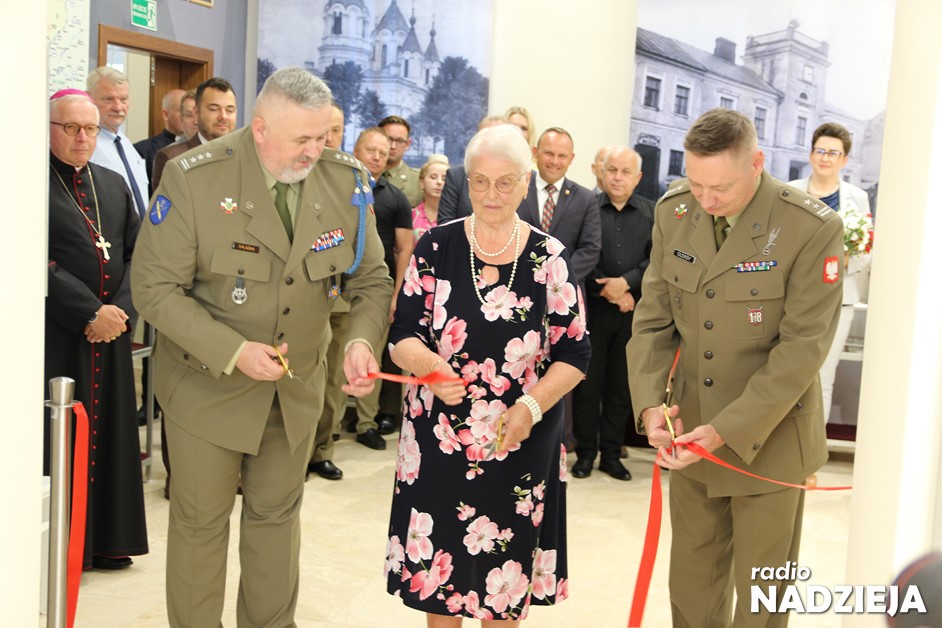 zdjęcia otwarcie sali tradycji (25) (Kopiowanie)