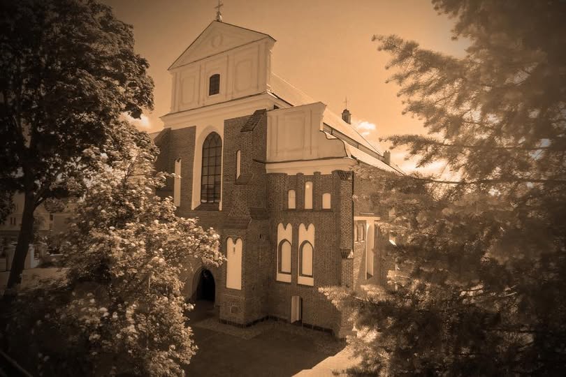 Katedra ostatnia prosta