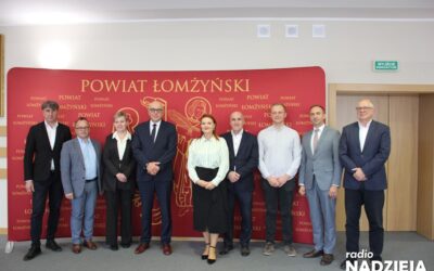 Powiat Łomżyński: Trzy kolejne drogi powiatowe zostaną wyremontowane