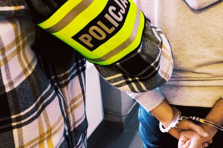 Region: 16-latek pokłócił się z rodzicami na weselu, po czym… ukradł volvo