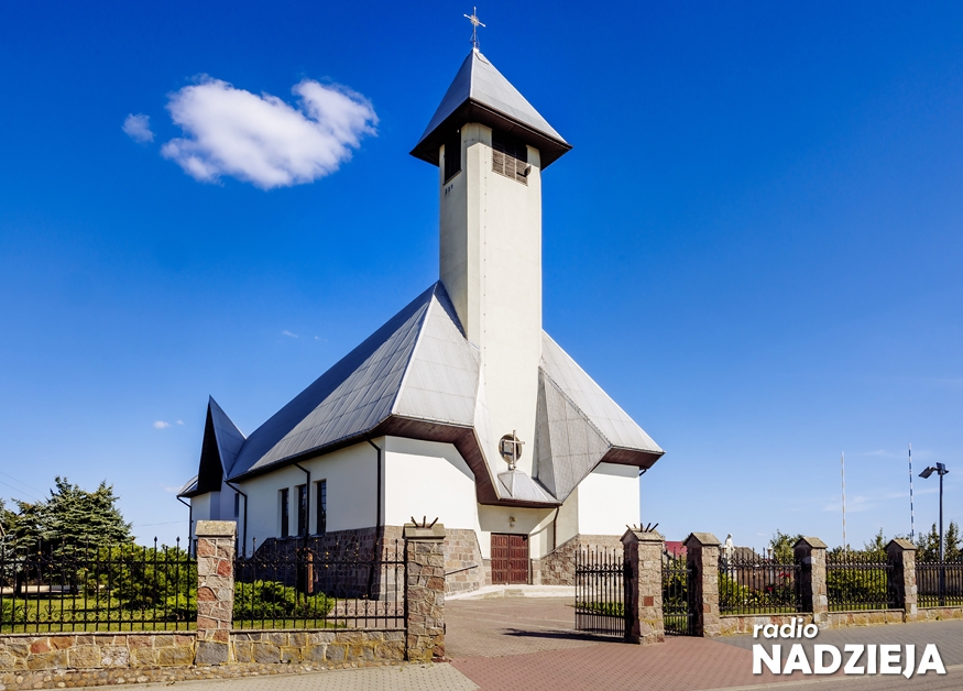 Portret parafii: Ławsk – Parafia pw. NMP Częstochowskiej