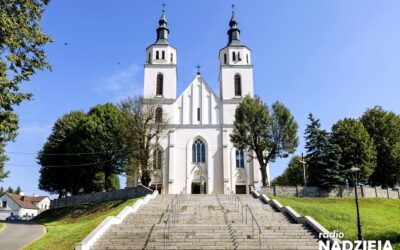 Portret parafii: Piątnica – Parafia pw. Przemienienia Pańskiego