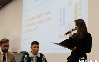 Łomża: Wyjechać czy zostać? Debata oksfordzka w MANS