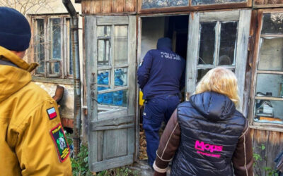 Grajewo: Niska temperatura zagrożeniem dla bezdomnych. Policjanci sprawdzają pustostany