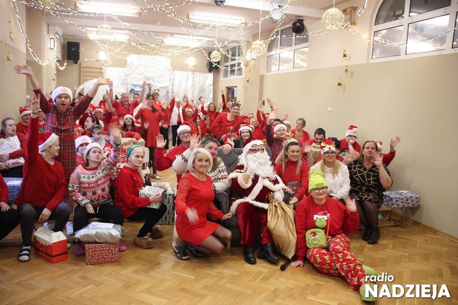 Łomża: „Święty Mikołaj dla seniora” w Domu Pomocy Społecznej