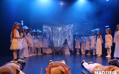 Łomża: Jasełka w Szkołach Katolickich w Łomży