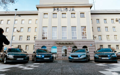 Podlaskie: Cztery nowe radiowozy trafią do podlaskich policjantów