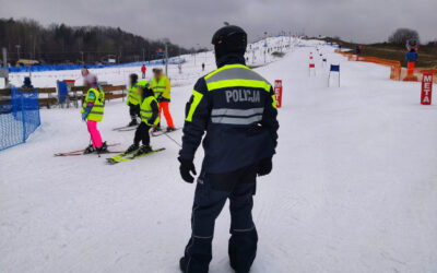 Łomża: Policja rozpoczyna akcję „Kręci mnie bezpieczeństwo w zimie”