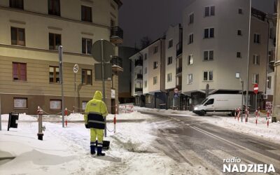 Region: Fala mrozów nie odpuszcza. Jak radzą sobie z nią mieszkańcy Łomży?