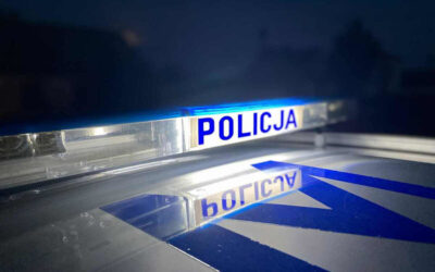 Region: Agresywny podpalacz traw. Rzucił się na strażaków i policjantów