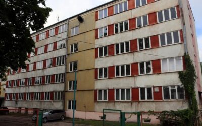 Łomża: Opóźnia się realizacja przebudowy budynku przy Wesołej