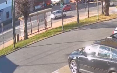 Łomża: Wandal niszczył przystanek. Trafił na policjantkę po służbie