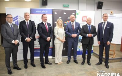 Podlaskie: Konferencja „Nauka – Biznes – Samorząd”. O wyzwaniach i szansach w Łomży
