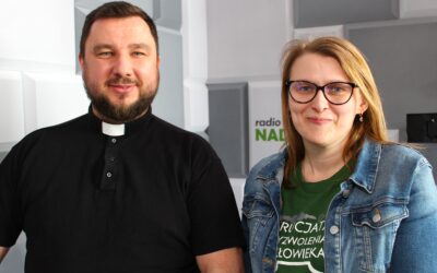 Rozmowa RN: ks. Marian Grochowski i Agnieszka Gronostajska