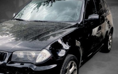 Łomża: Ukradli BMW i chcieli je sprzedać. Policjanci pokrzyżowali plan pary