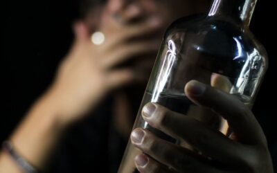 Alkoholizm – po czym poznać pierwsze objawy uzależnienia?