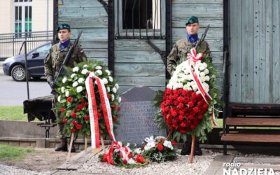 Czyżew: Odsłonięto tablicę upamiętniającą ofiary niemieckiego nazizmu
