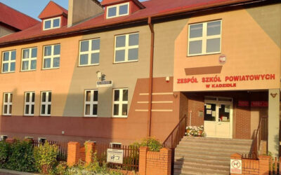Powiat Ostrołęcki: Szkoły powiatowe nadal rekrutują uczniów