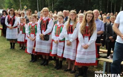 Wiara: Tłumy wiernych u Królowej Kurpiów