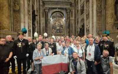 Wiara: Msza św. przy grobie Jana Pawła II z udziałem wiernych z Diecezji Łomżyńskiej